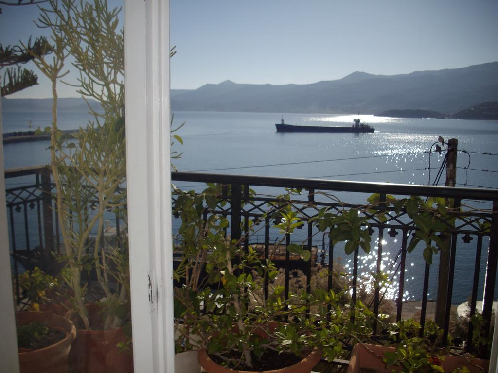 Anna In Front Of The Sea Apartment Sitía Extérieur photo